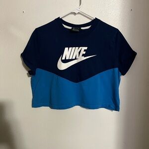 NIKE Sportswear Classic Heritage Cropped Athleisure T Shirt Blues White Wms Sz L